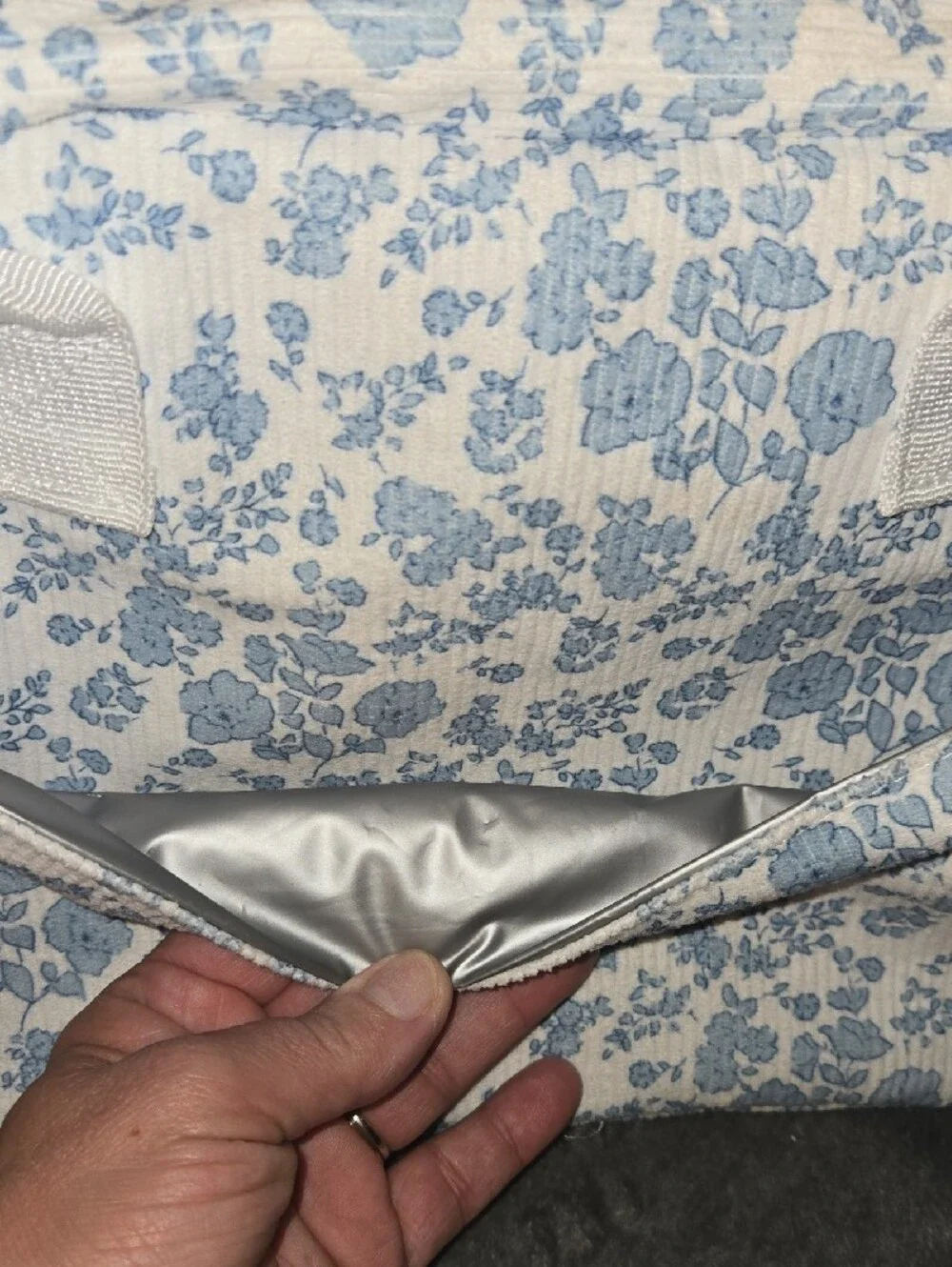 Floral Quilted Top-Handle Bag in Light Blue and Cream